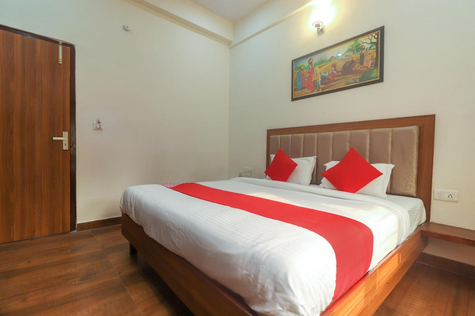Hotel O Taj Classic Tājganj Esterno foto