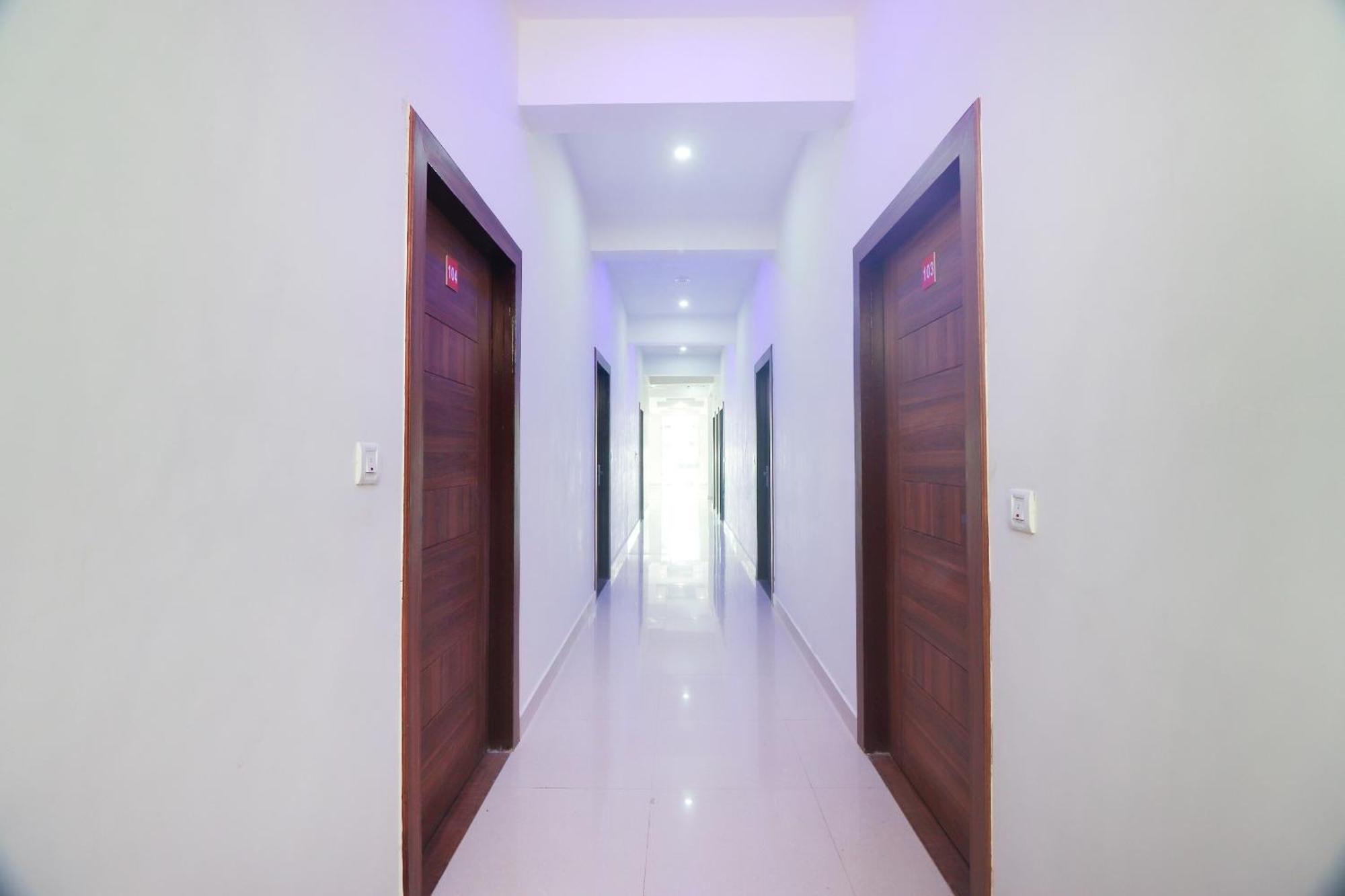 Hotel O Taj Classic Tājganj Esterno foto
