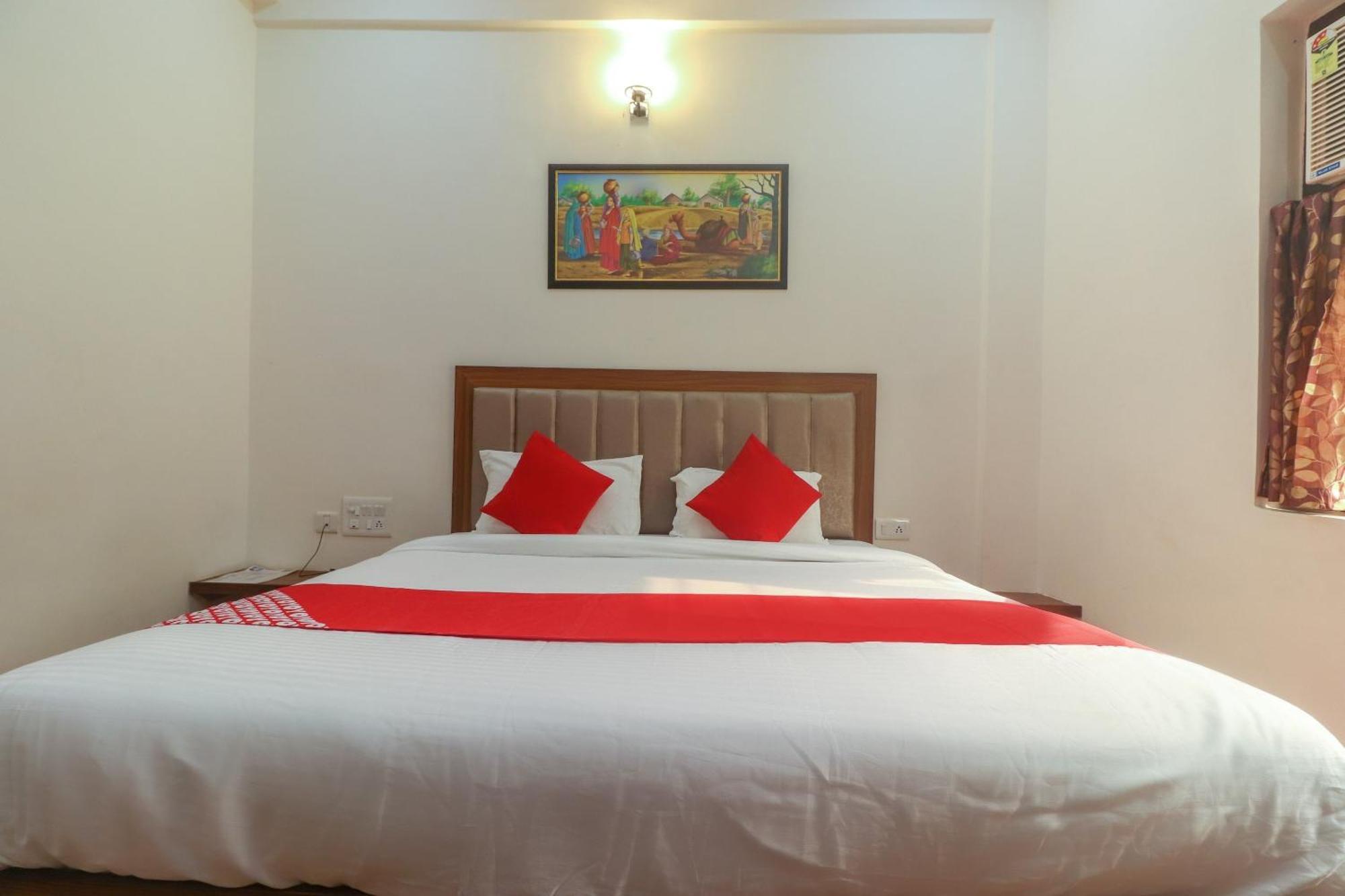 Hotel O Taj Classic Tājganj Esterno foto