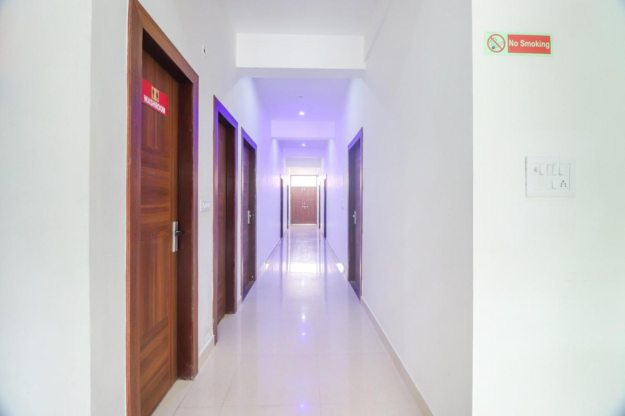 Hotel O Taj Classic Tājganj Esterno foto