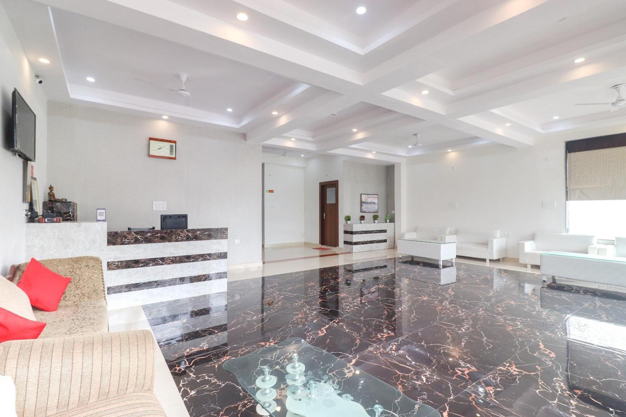 Hotel O Taj Classic Tājganj Esterno foto
